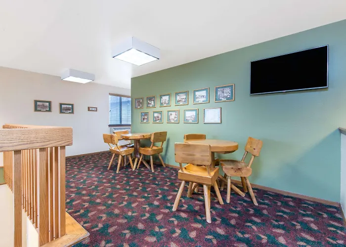 Super 8 By Wyndham