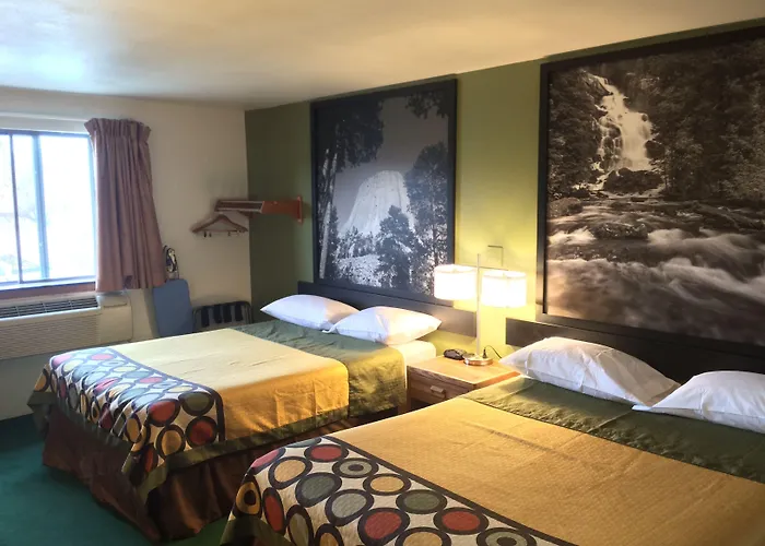 Super 8 By Wyndham Buffalo