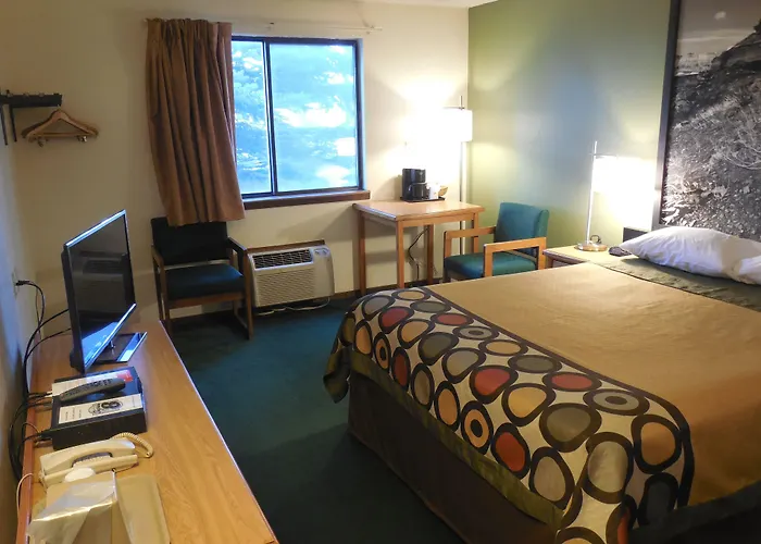 Hotel Super 8 By Wyndham Buffalo