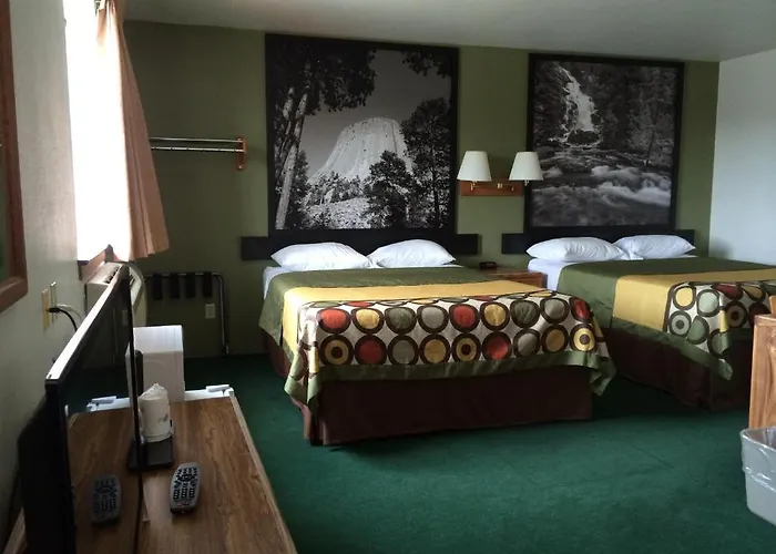 Super 8 By Wyndham Hotel 2*